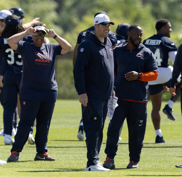 Offensive coordinator Shane Waldron, center, during Bears minicamp at Halas Hall on June 6, 2024, in Lake Forest (Stacey Wescott/Chicago Tribune)