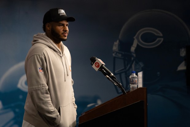 Chicago Bears linebacker T.J. Edwards (53) speaks with the media following minicamp at Halas Hall on June 6, 2024, in Lake Forest (Stacey Wescott/Chicago Tribune)